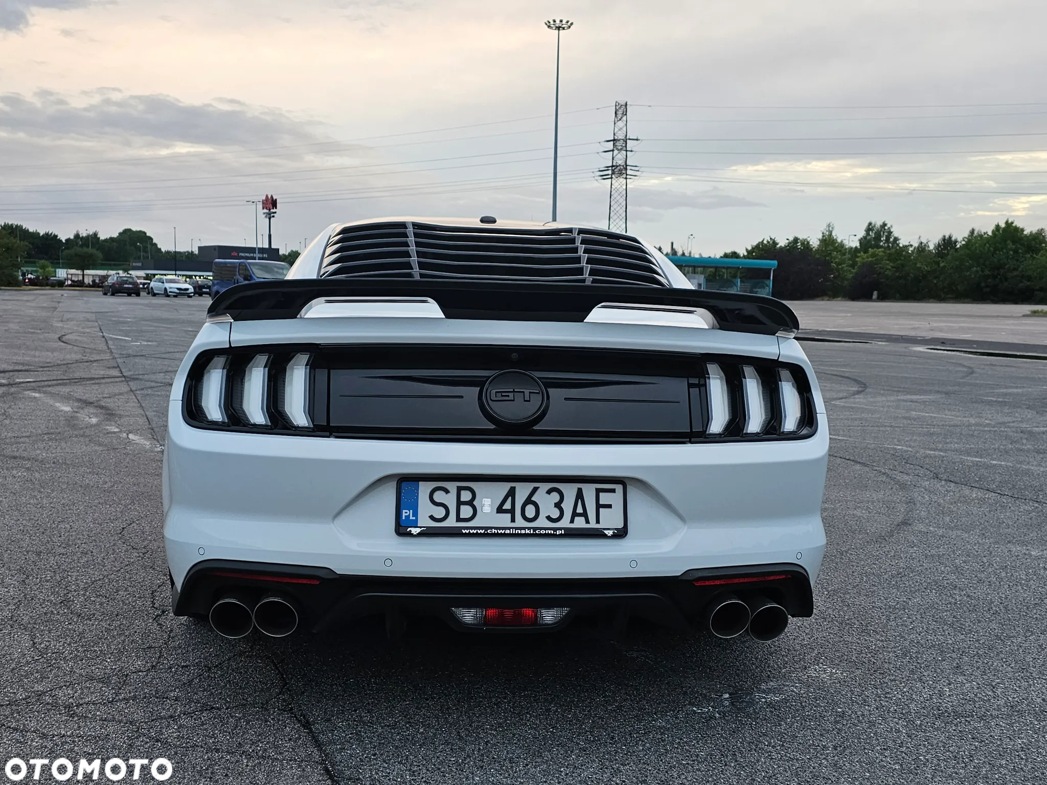 Ford Mustang 5.0 V8 GT - 4