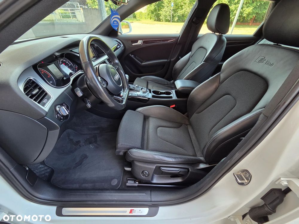 Audi A4 Avant 2.0 TDI Quattro S tronic - 19