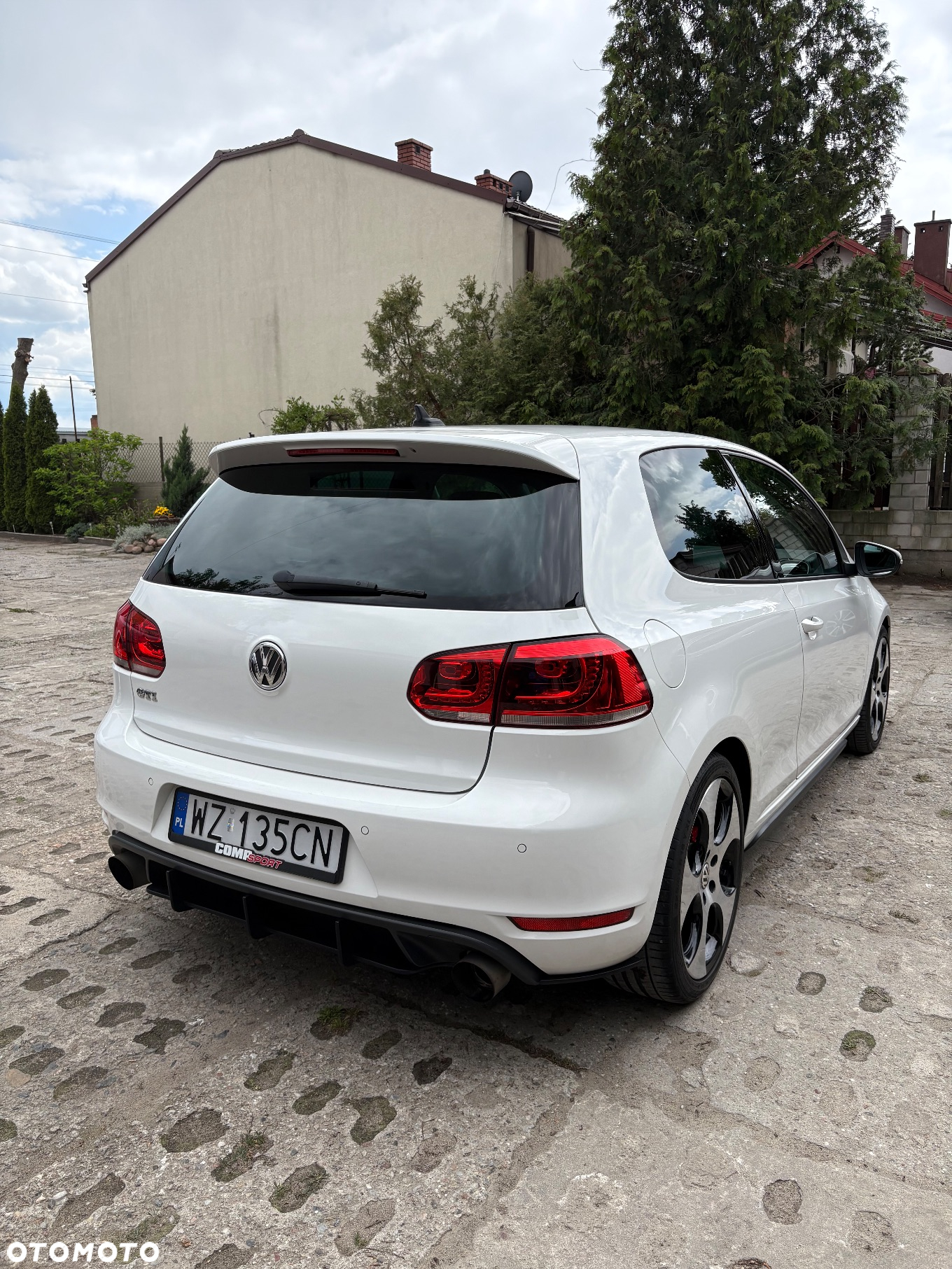 Volkswagen Golf VI 2.0 TSI GTI DSG - 9