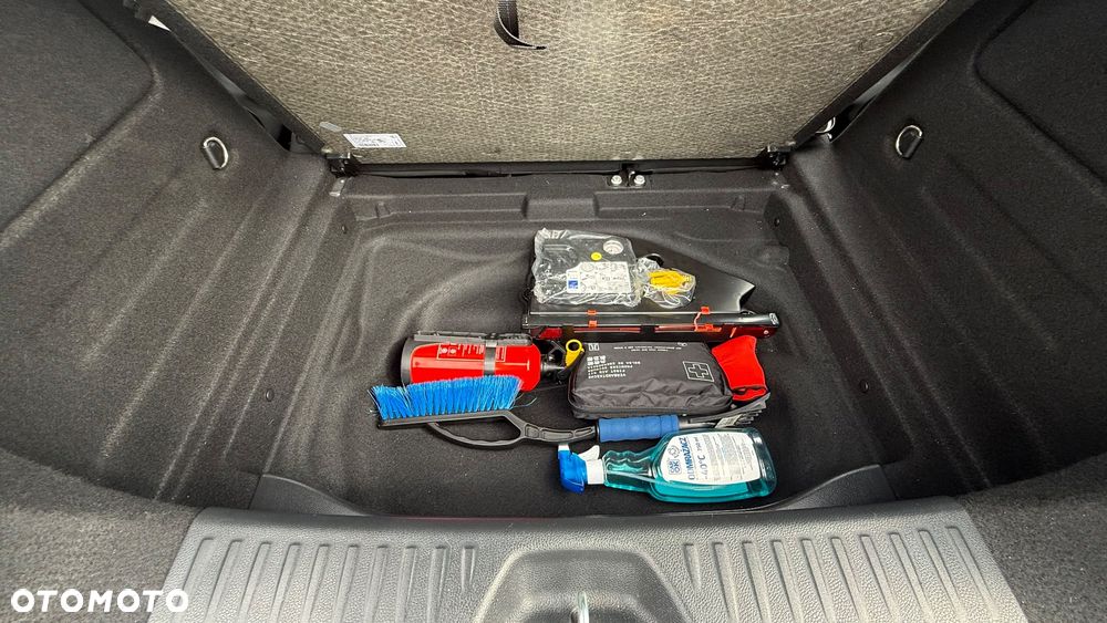 Mercedes-Benz Klasa A 220 4-Matic AMG Line - 26