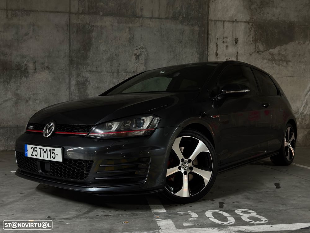 VW Golf 2.0 TSi GTi - 1