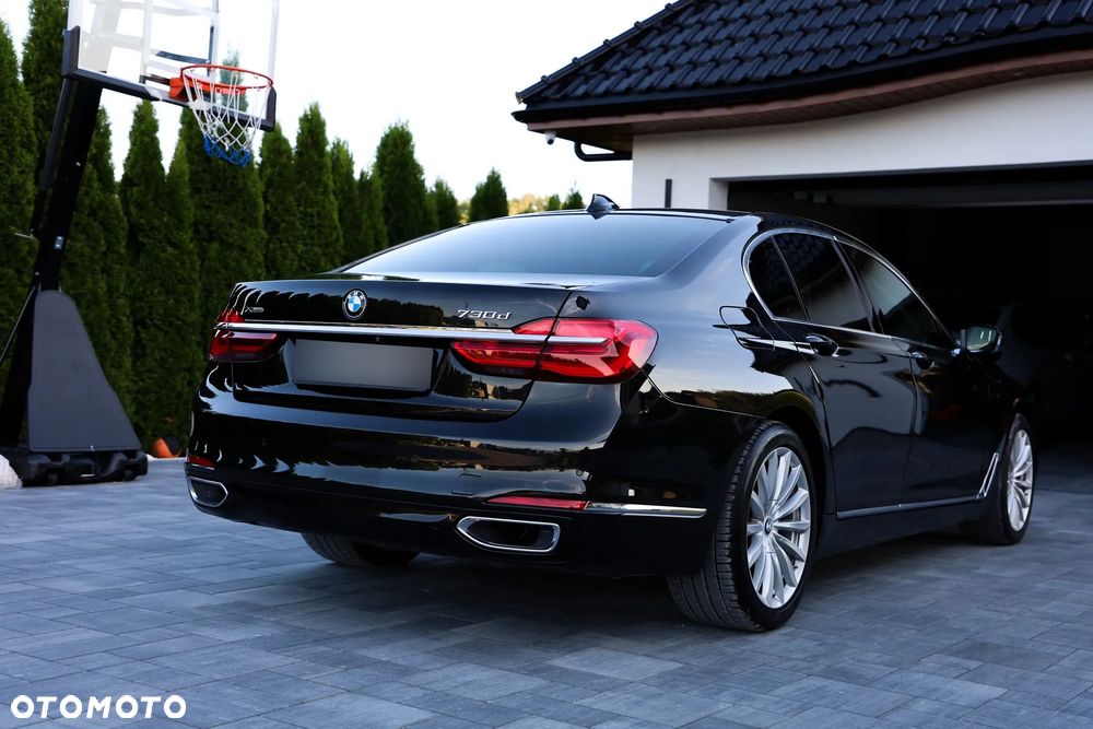 BMW Seria 7 730d xDrive - 36