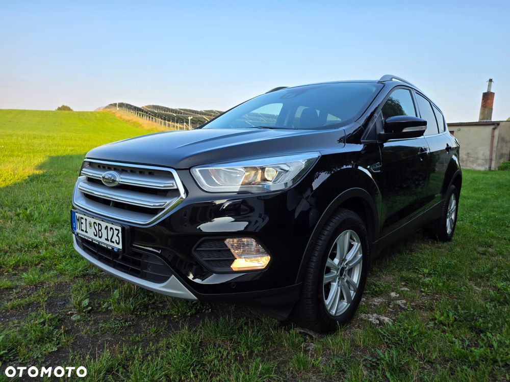 Ford Kuga 1.5 EcoBoost 2x4 Cool & Connect - 1