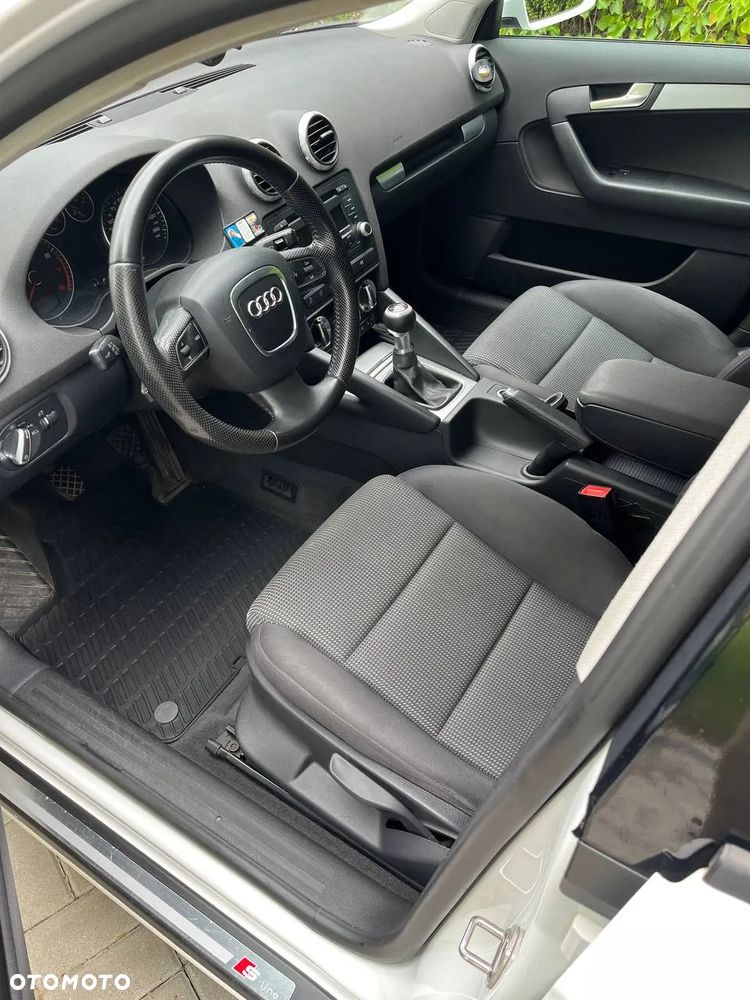 Audi A3 Sportback 1.4 TFSI Ambition - 4