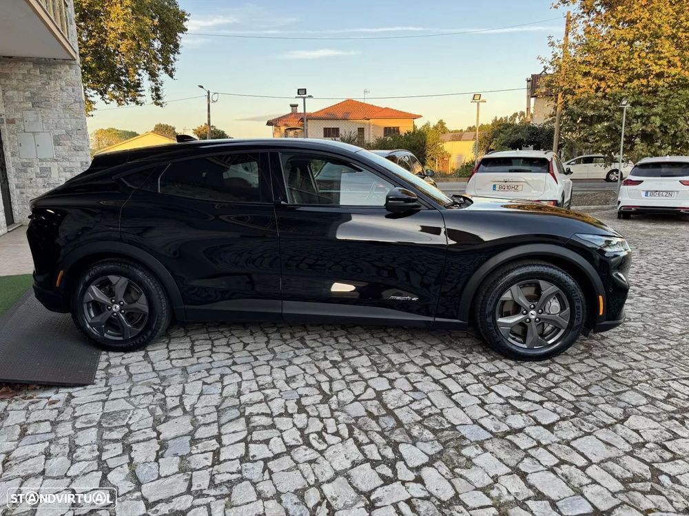 Ford Mustang Mach-E 75.7 kWh Premium AWD - 5