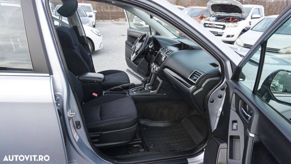 Subaru Forester 2.0D CVT Exclusive - 9