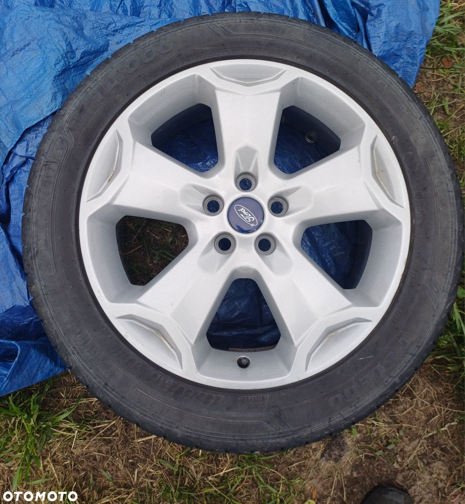 Koła 18 cali z oponami 5x108 ET 52.5 - 3