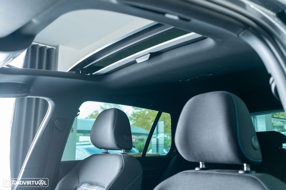 VW Golf 1.4 GTE Plug-In-Hybrid DSG - 26