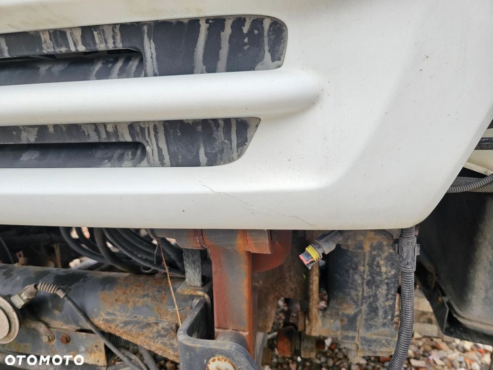 MASKA BIAŁA ATRAPA GRILL IVECO EUROCARGO 02-08 rok - 4
