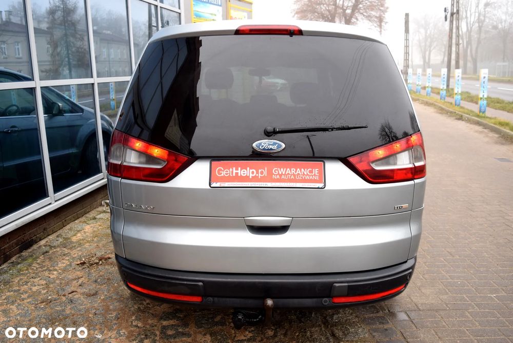 Ford Galaxy 2.0 TDCi Ghia - 14