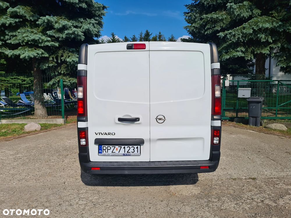 Opel Vivaro - 9