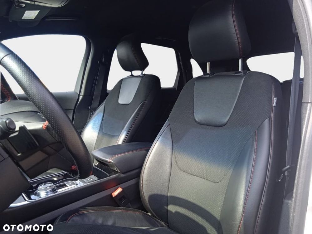 Ford Edge 2.0 EcoBlue Twin-Turbo 4WD ST-Line - 33