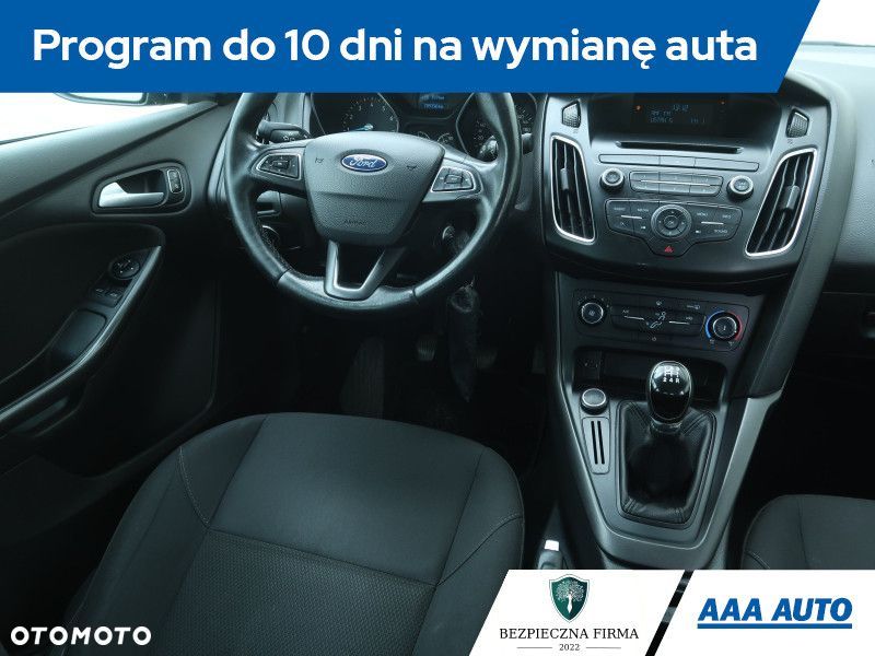 Ford Focus - 8