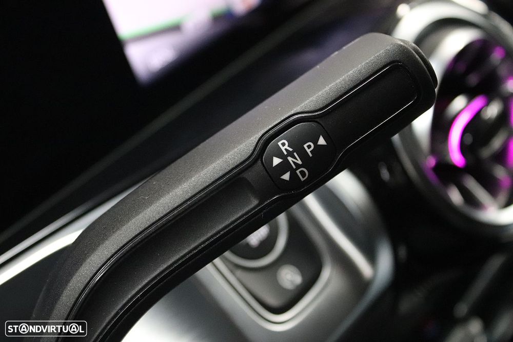 Mercedes-Benz GLB 180 d Progressive - 16