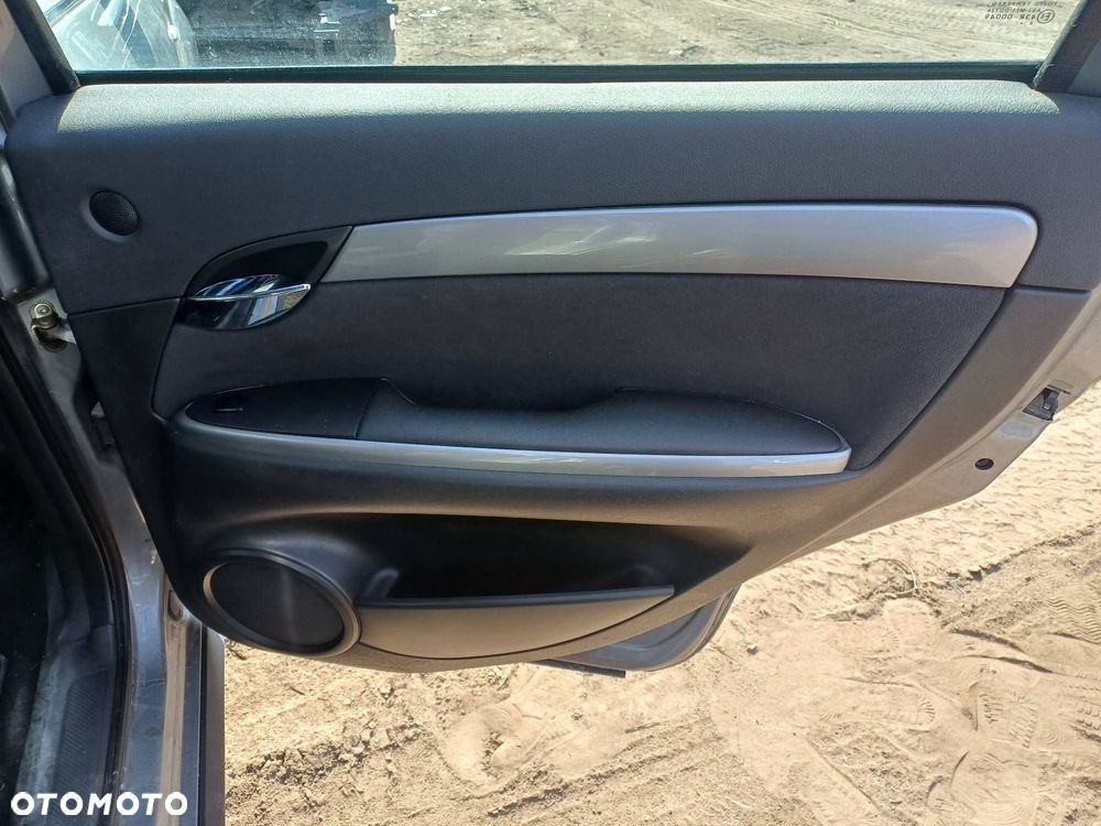 DRZWI KOMPLETNE PRAWY TYŁ FIAT CROMA II VR617 - 3