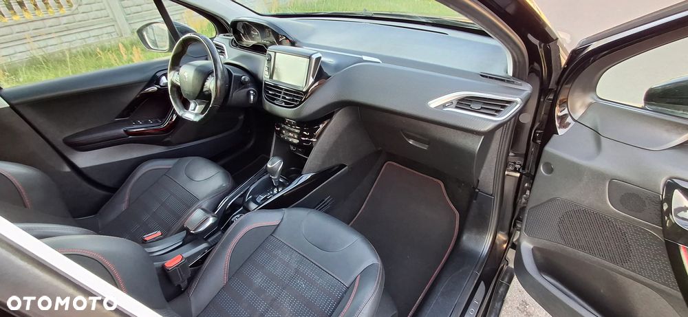 Peugeot 2008 PureTech 110 Stop&Start EAT6 GT-Line Edition - 12