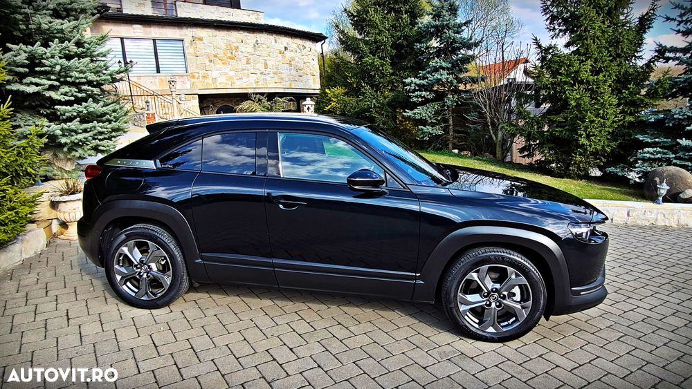 Mazda MX-30 e-SKYACTIV EXCLUSIVE-LINE - 35