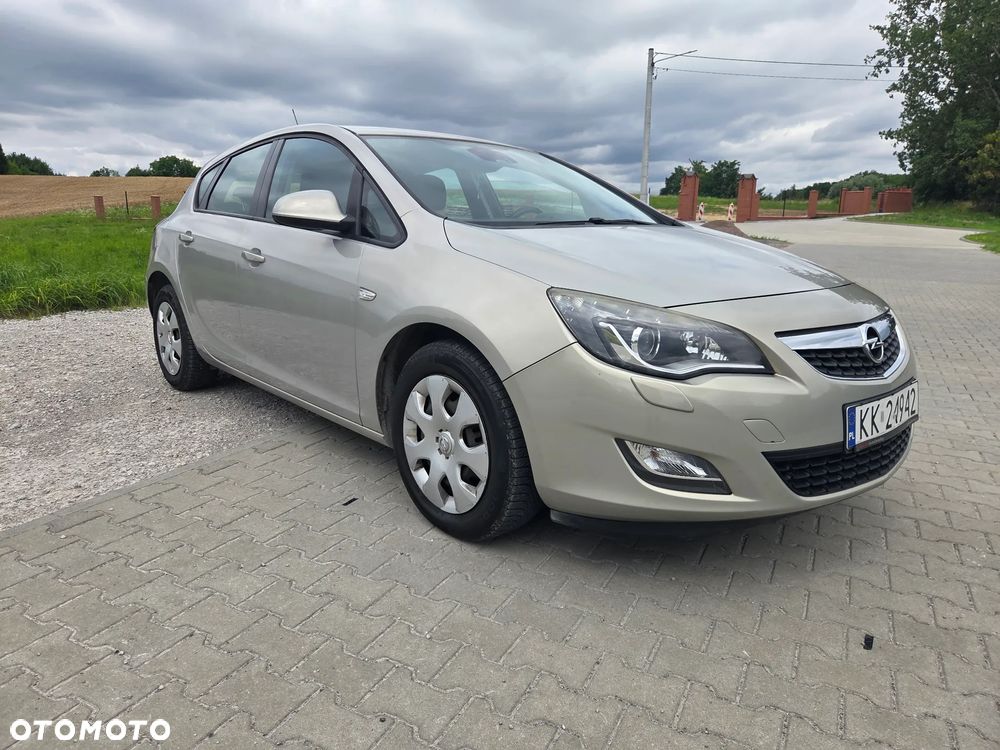 Opel Astra - 34