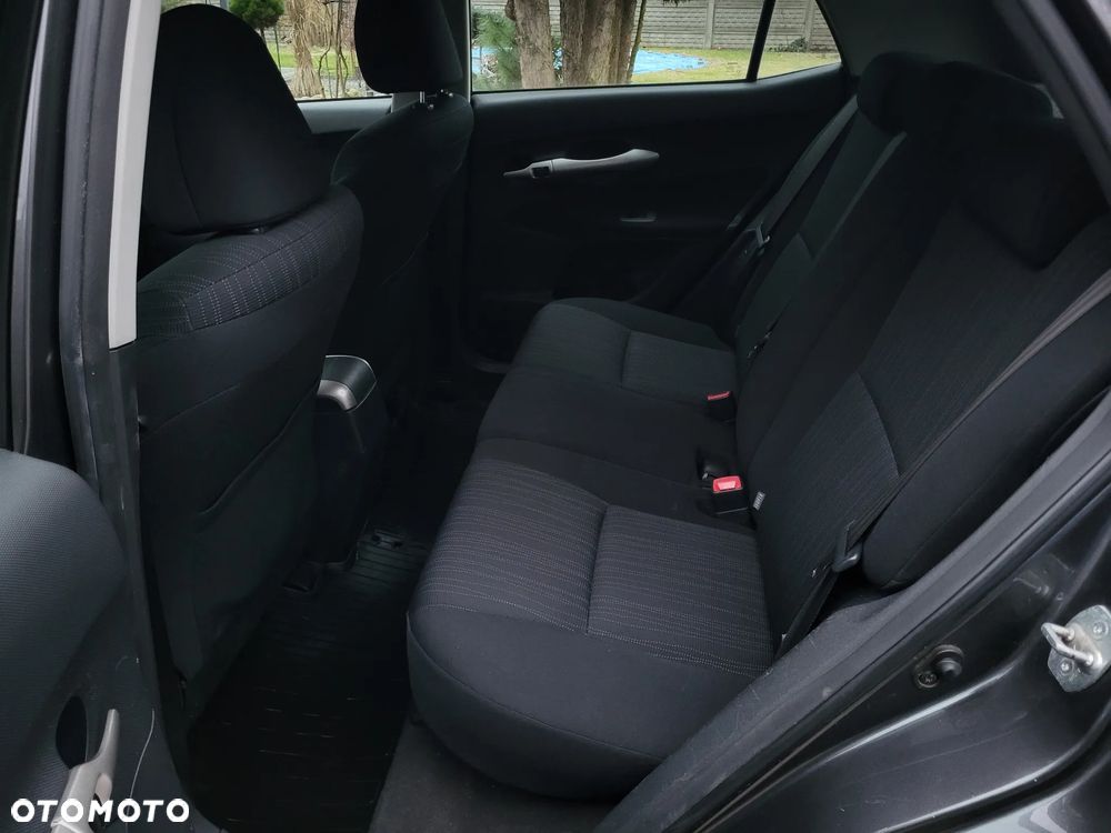 Toyota Auris 1.4 VVT-i - 13