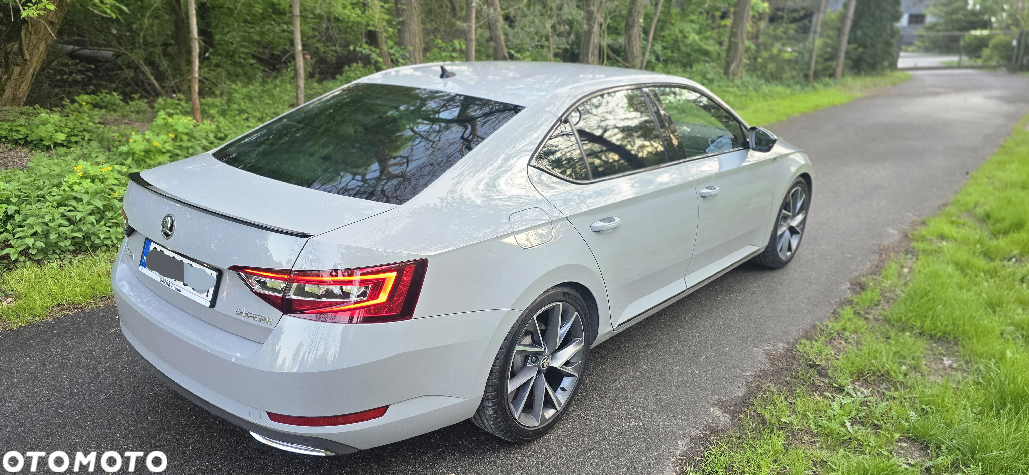 Skoda Superb 2.0 TDI Sportline DSG - 14