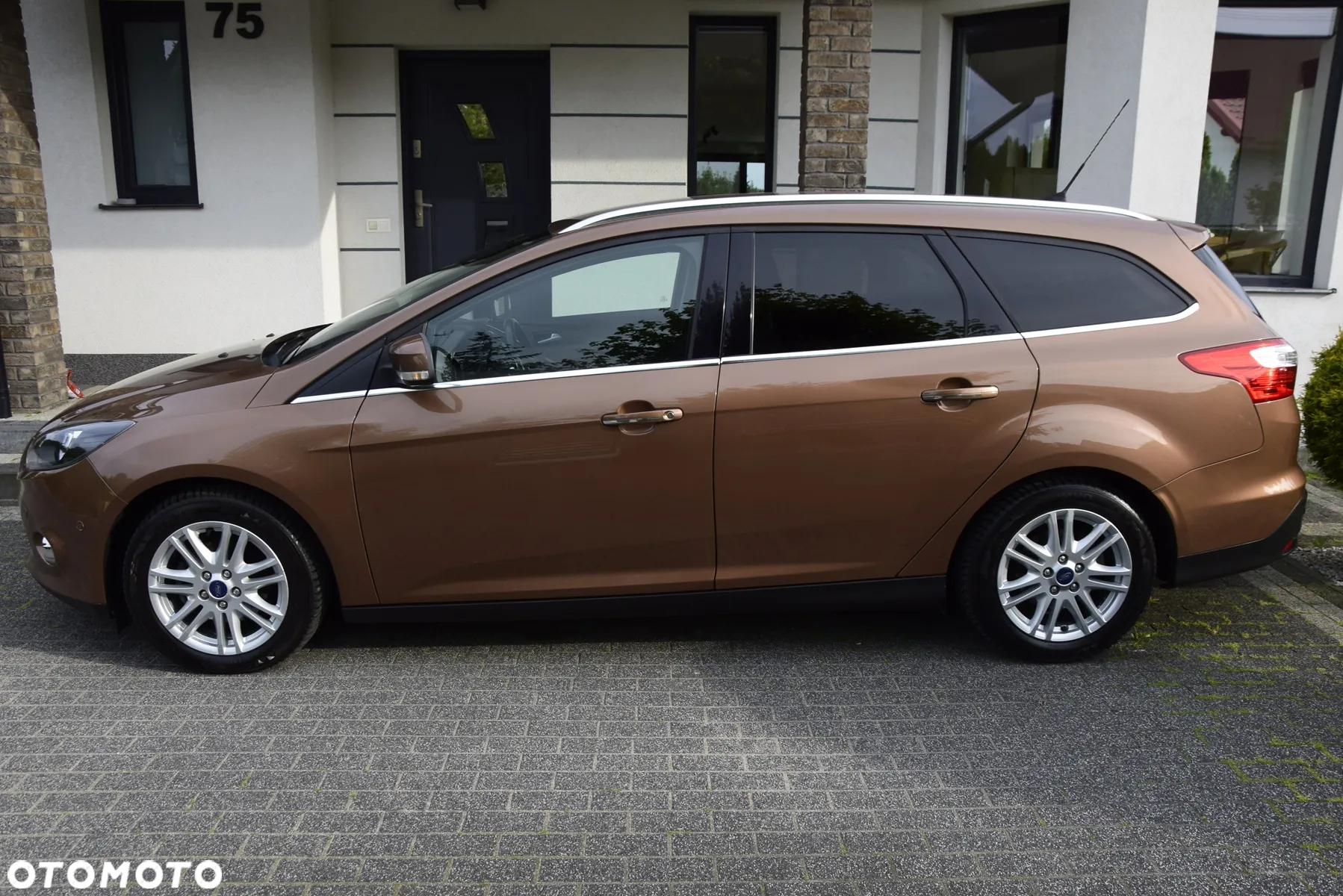 Ford Focus Turnier 1.0 EcoBoost Start-Stopp-System TITANIUM - 14