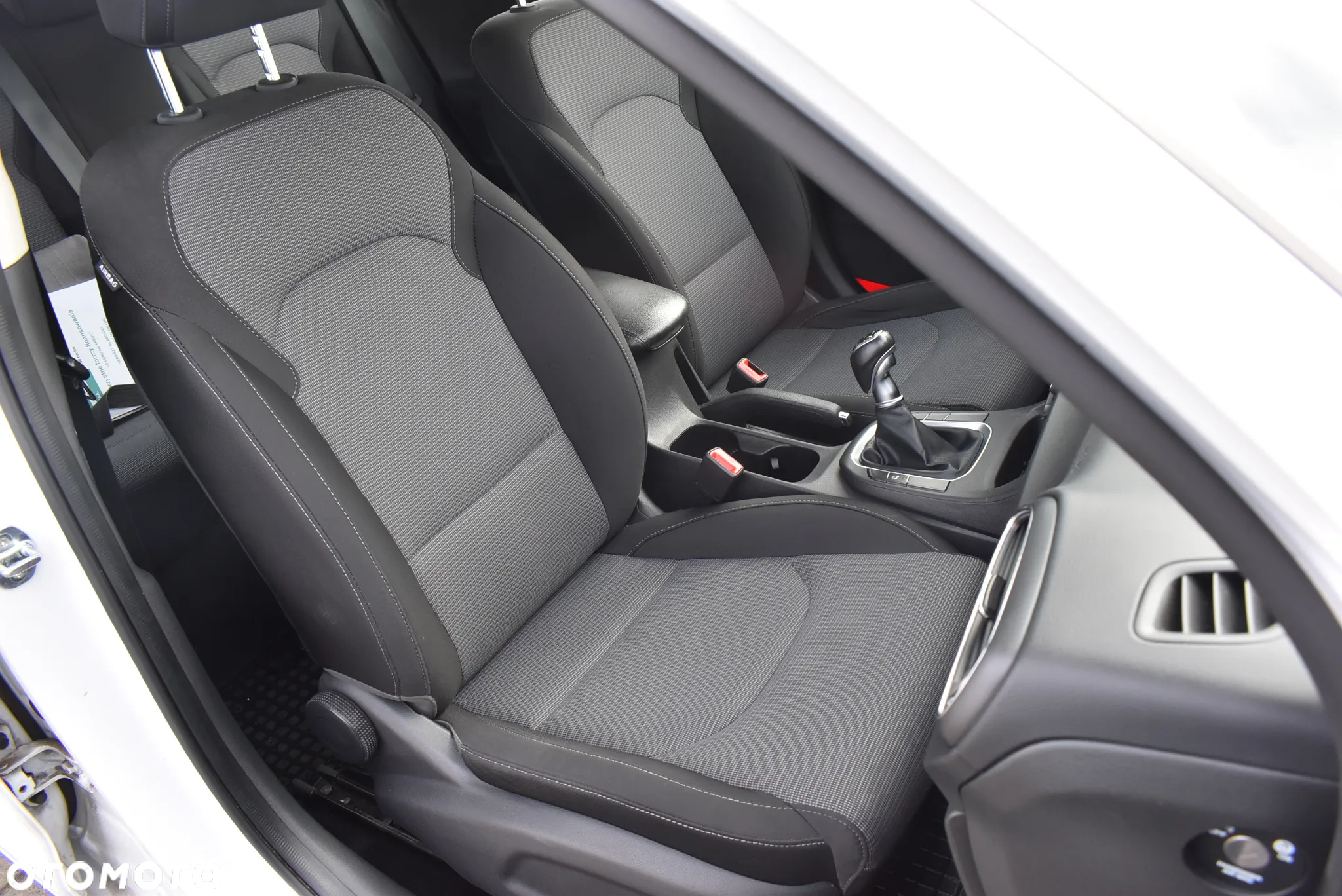 Hyundai i30 1.5 DPI Modern - 18
