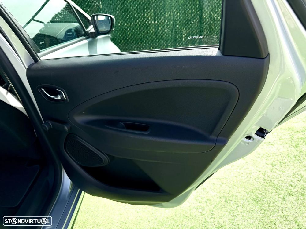 Renault Zoe (c/ Bateria) Limited 50 - 16