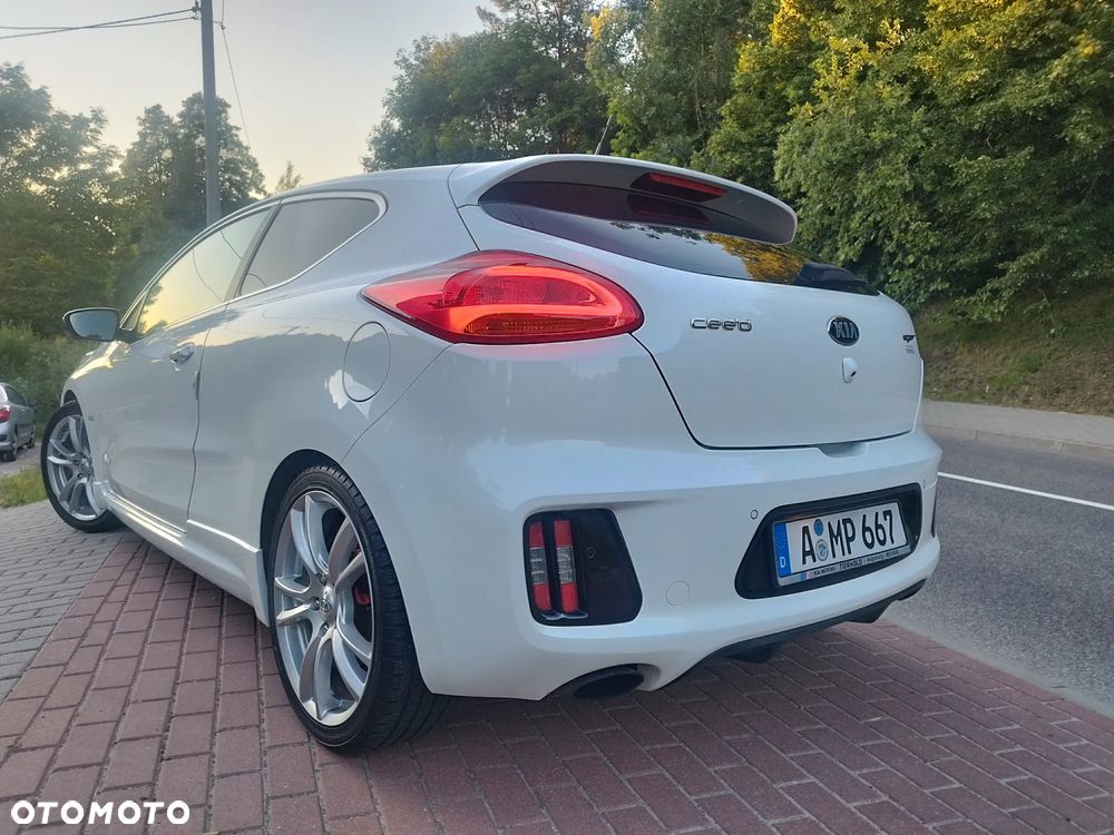 Kia ProCeed 1.6 T-GDI GT Edition 1 - 14