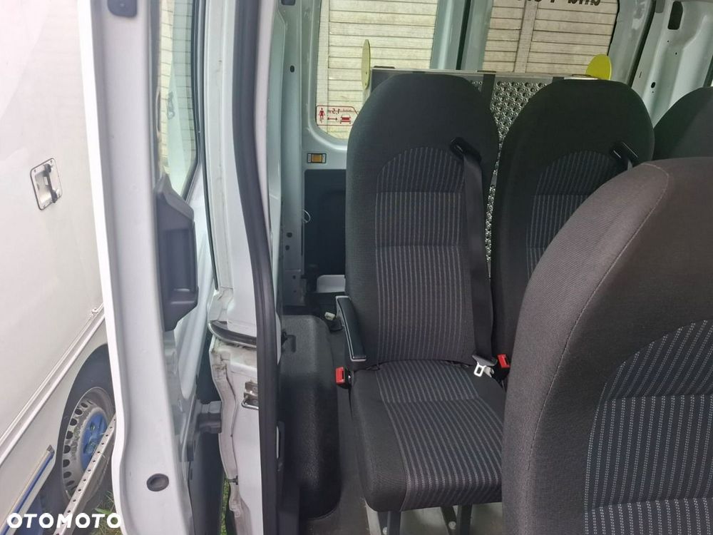 Ford Transit - 11