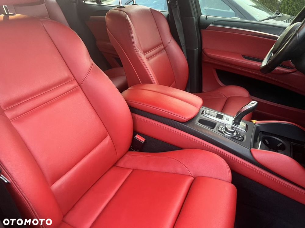 BMW X6M - 12