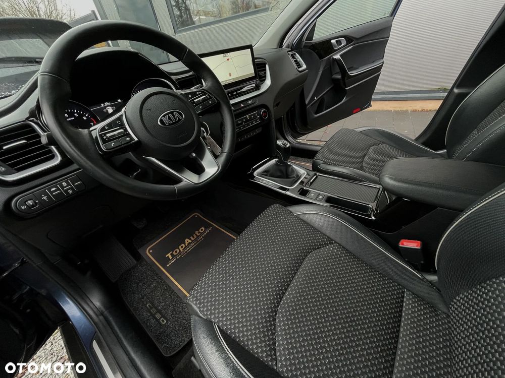 Kia XCeed 1.4 T-GDI L Business Line - 17