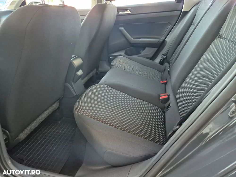 Volkswagen Polo 1.0 MPI Base - 19