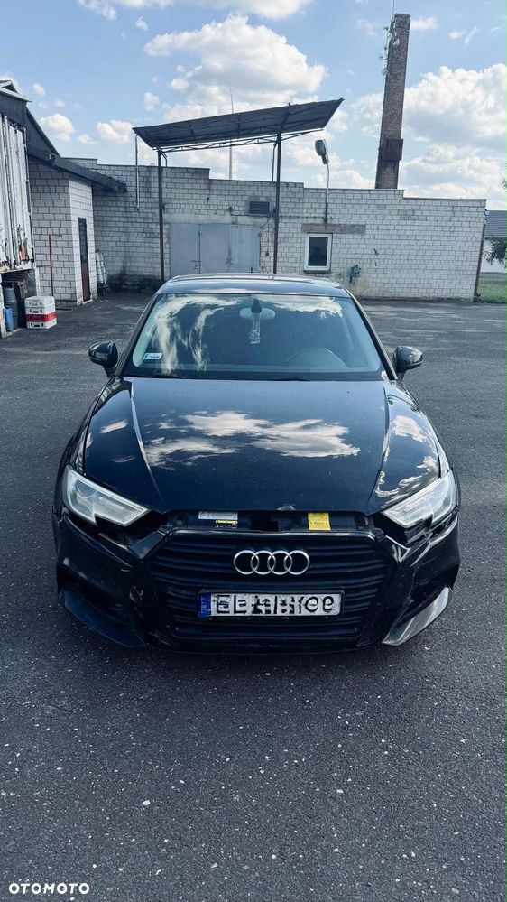 Audi A3 Sportback - 1