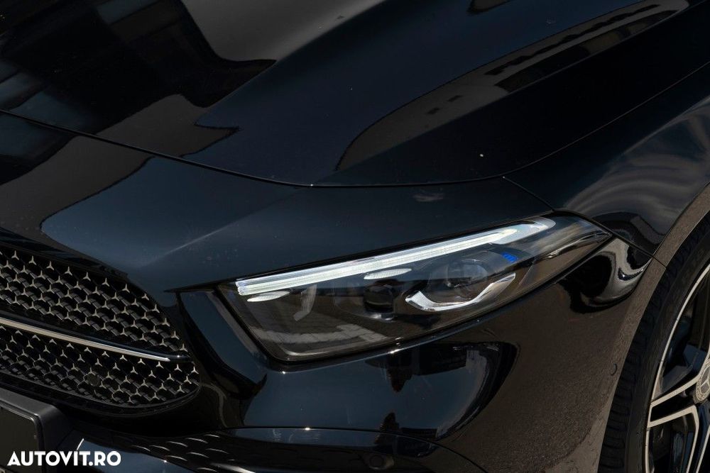 Mercedes-Benz A 220 - 32