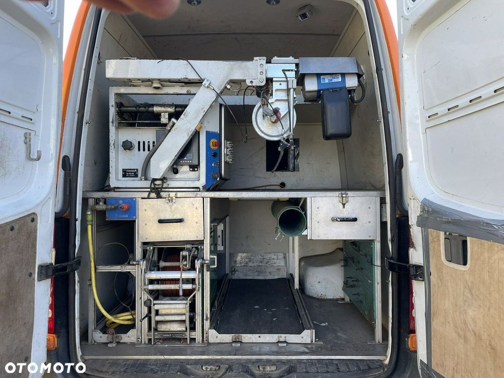 Mercedes-Benz Sprinter - 3