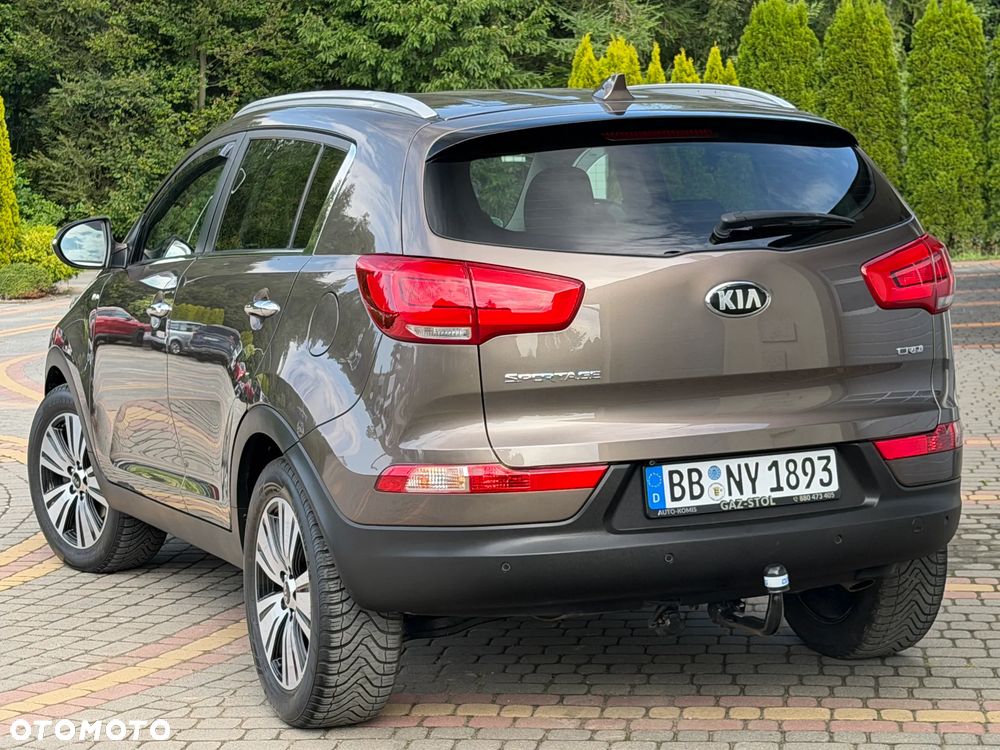 Kia Sportage 2.0 CRDI 4WD Fifa World Cup Edition - 10