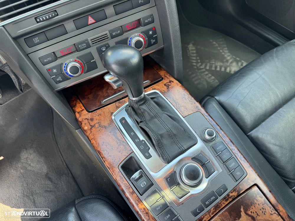 Audi A6 Avant 3.0 TDI V6 quattro Sport Tip - 23