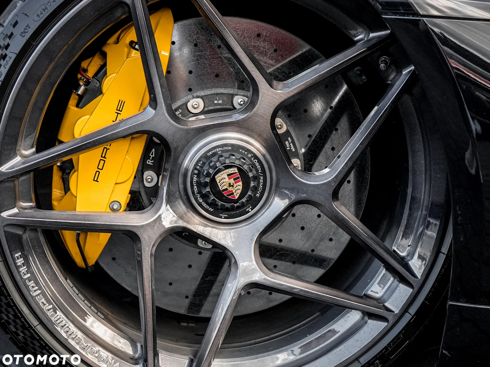 Porsche 911 Turbo S - 4