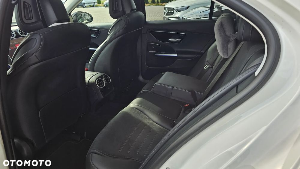 Mercedes-Benz Klasa C 200 d mHEV AMG - 11