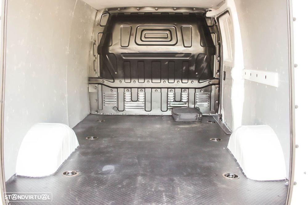 Maxus eDeliver 3 LWD 50kWh - 9