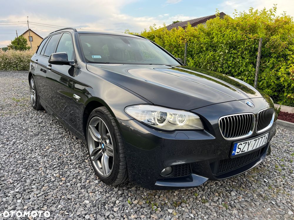 BMW Seria 5 525d xDrive Sport-Aut Modern Line
