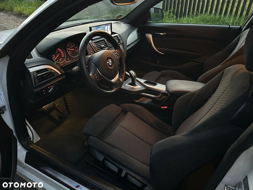 BMW Seria 1 125d Sport Line - 6