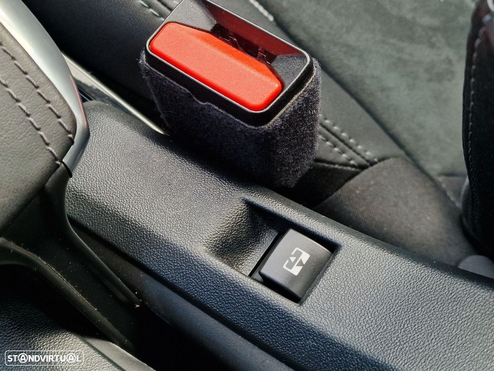 Peugeot 2008 1.2 PureTech Crossway - 26