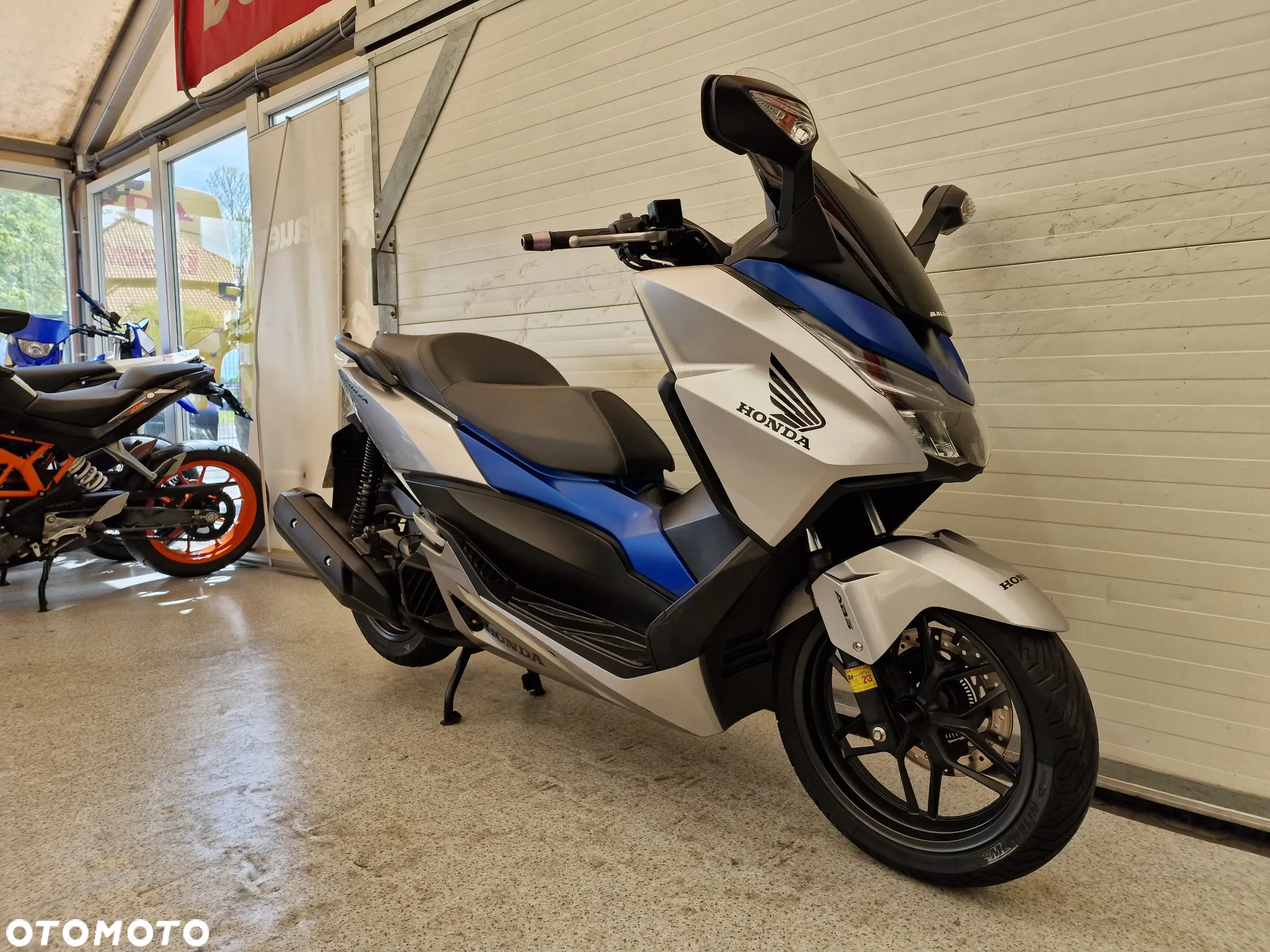 Honda NSS - 5