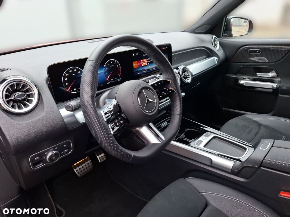 Mercedes-Benz GLB 200 AMG Line 7G-DCT - 10