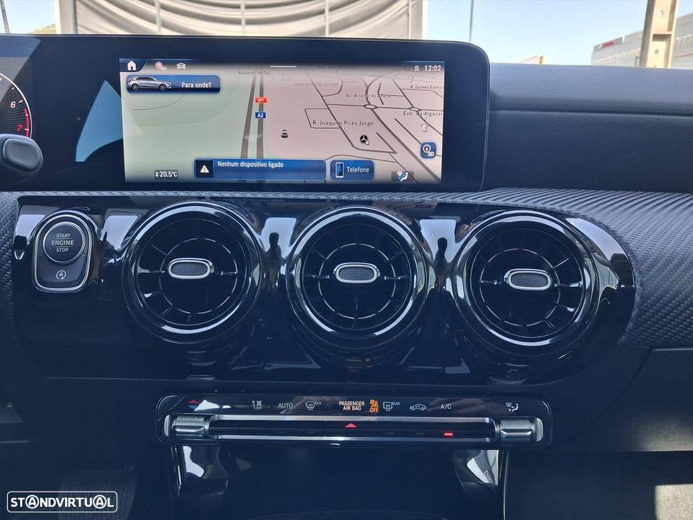 Mercedes-Benz A 200 - 18