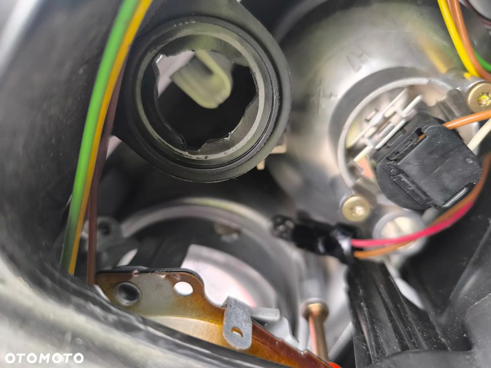 lampa prawy przód VW passat B5 lift - 6