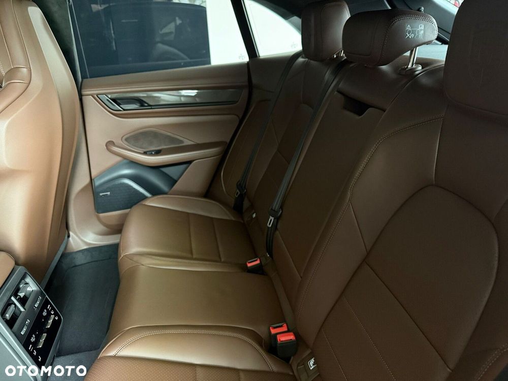 Porsche Macan - 30
