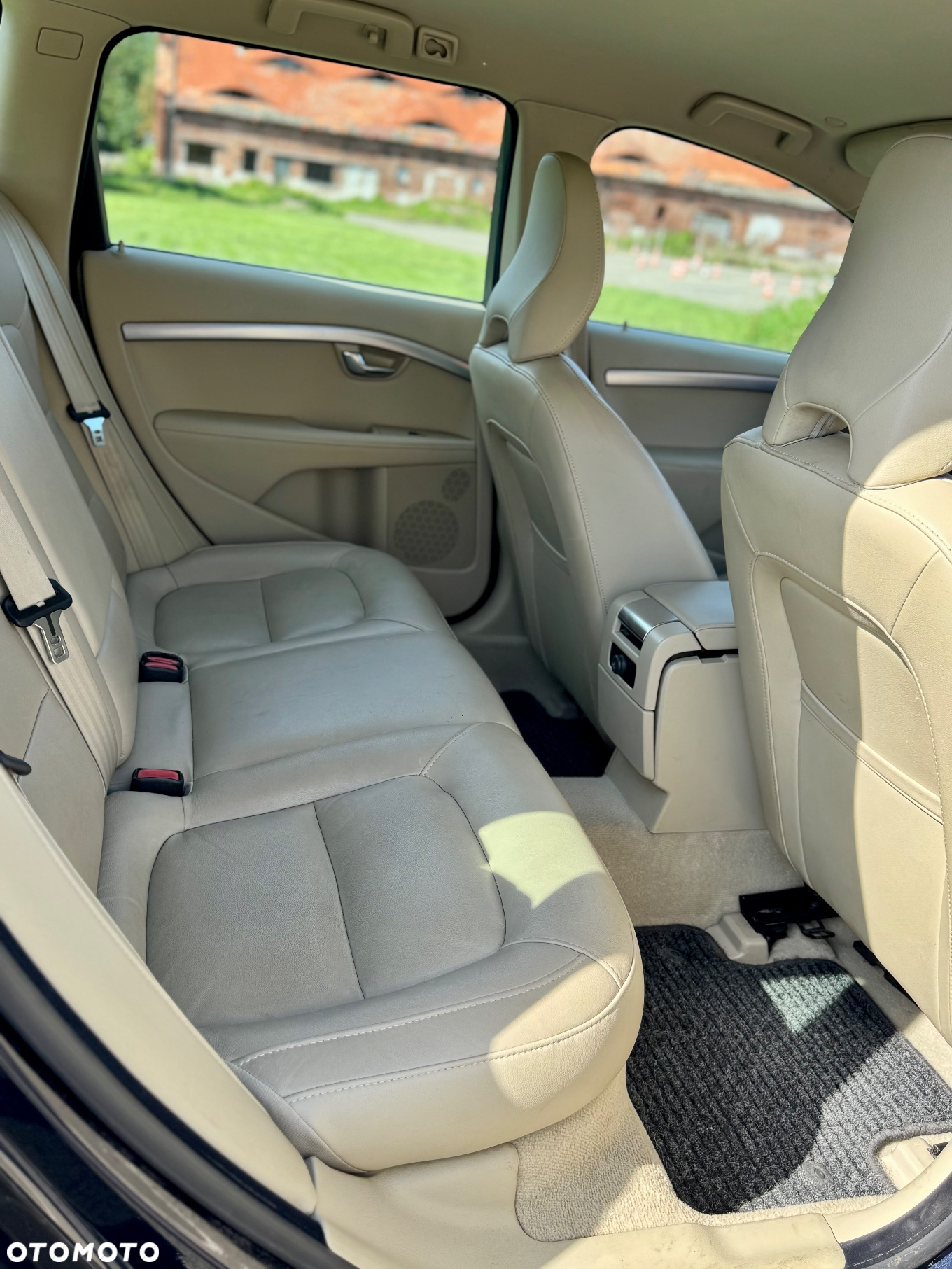 Volvo V70 D3 Linje Classic - 9