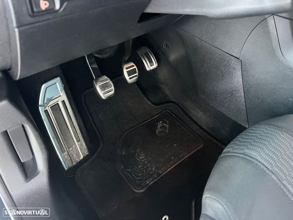 Peugeot 308 1.6 BlueHDi Allure J17 - 41